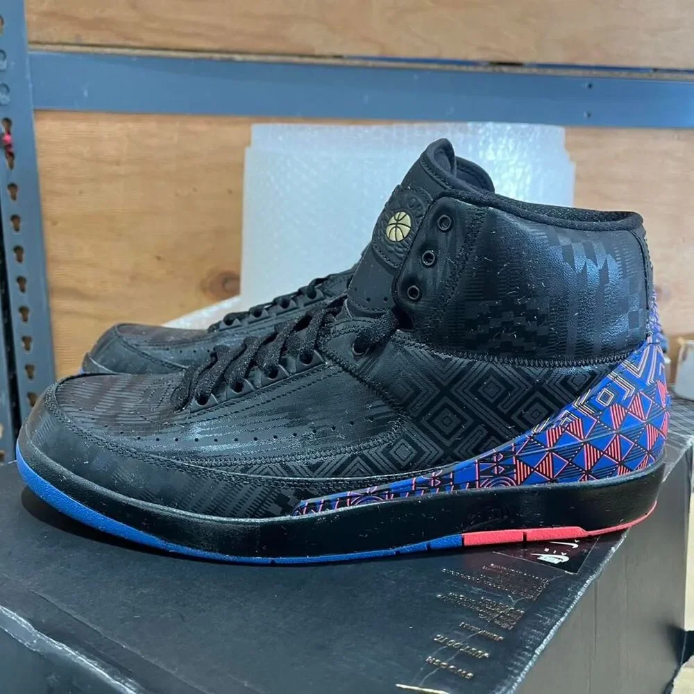 Jordan retro black